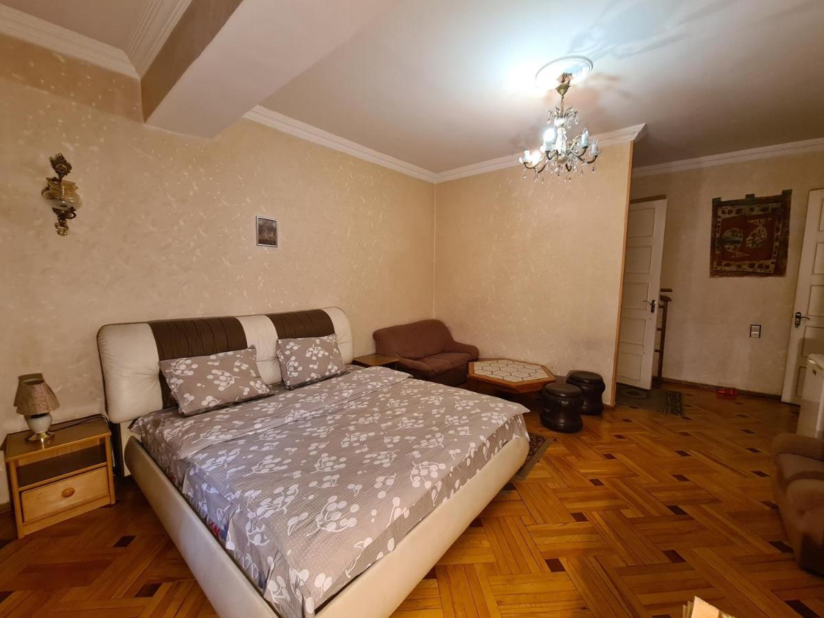 Hotel Bu 第比利斯 外观 照片