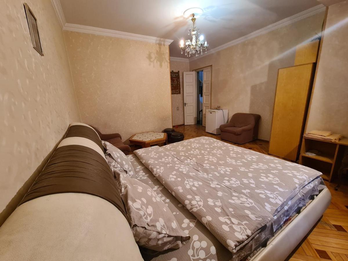 Hotel Bu 第比利斯 外观 照片