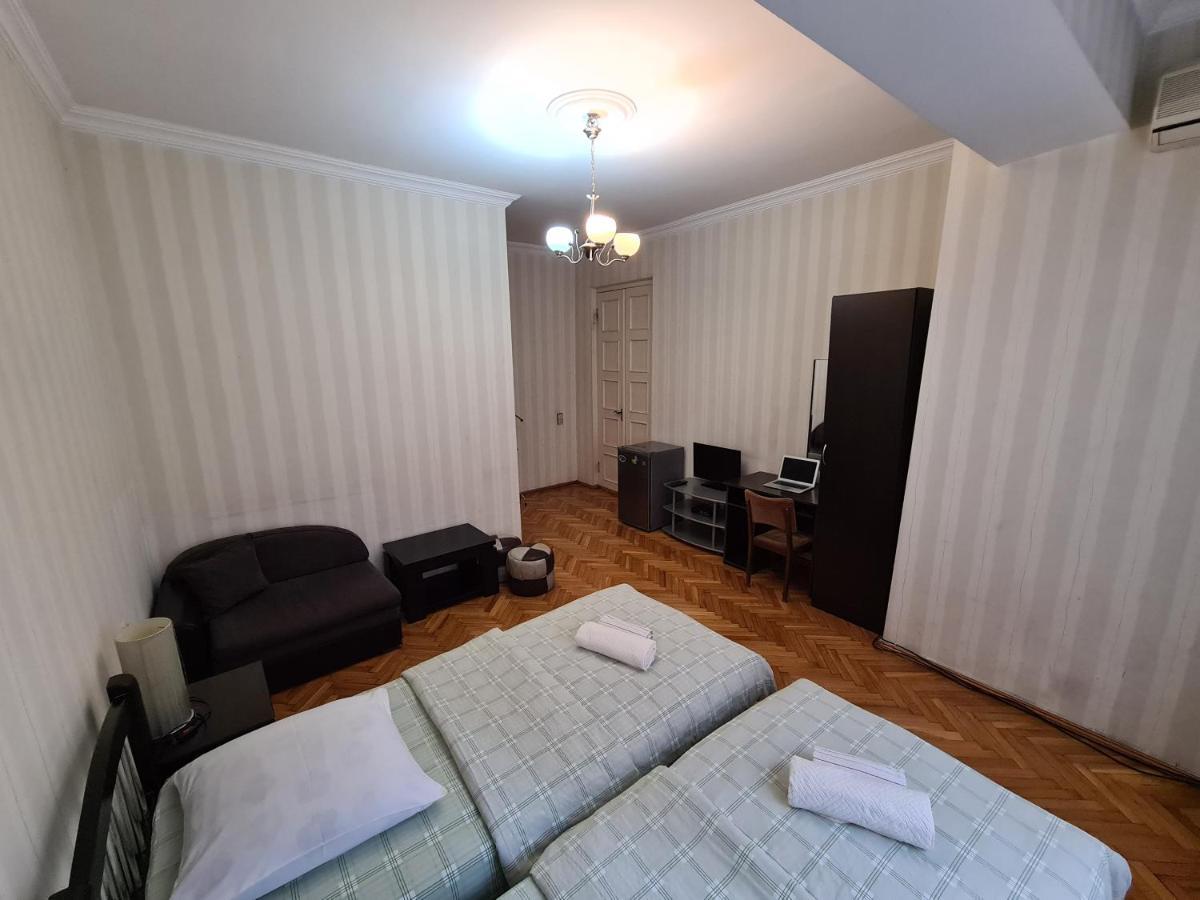 Hotel Bu 第比利斯 外观 照片