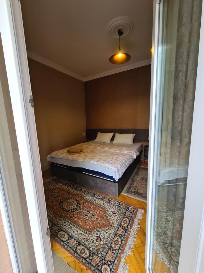 Hotel Bu 第比利斯 外观 照片